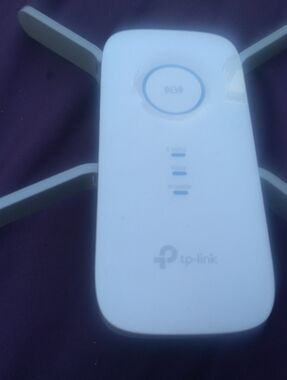 Ac2600 TP-Link White Wi‑Fi Extender with Fold-Out Antennas